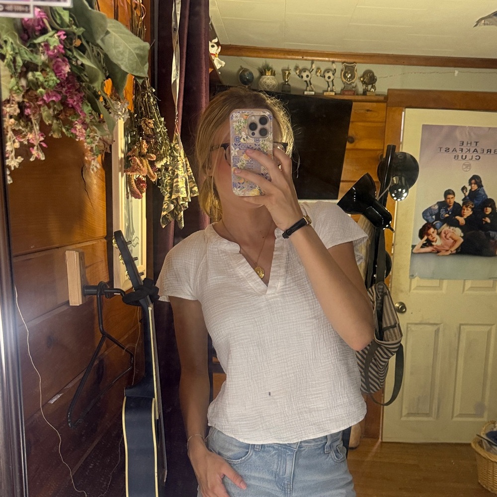 Elegant White V-Neck Blouse
